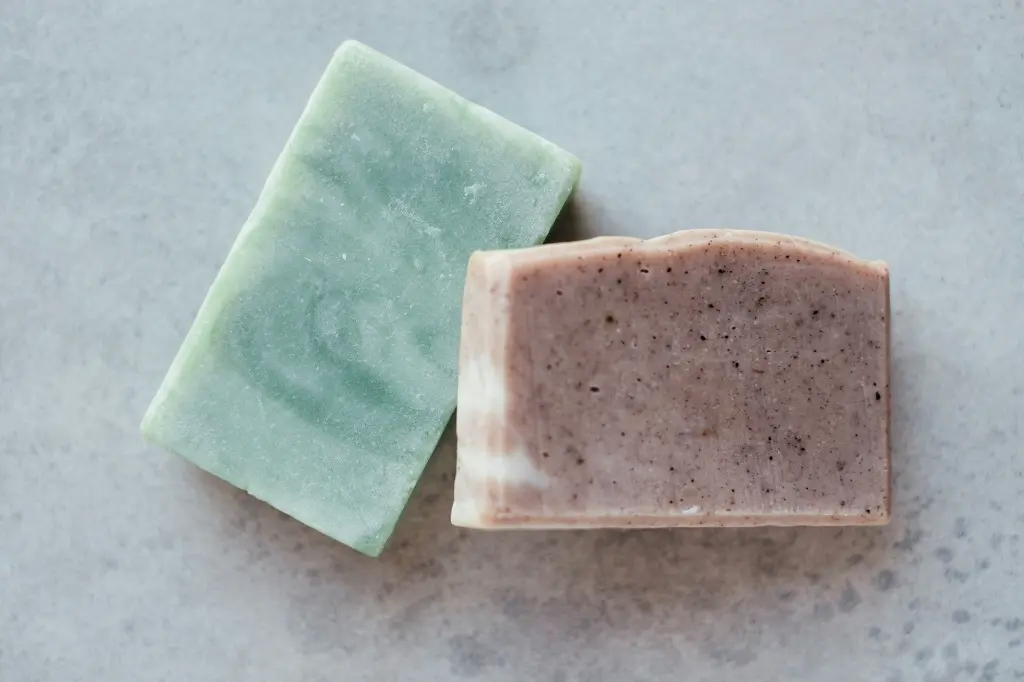 unsplash_74ynifHQlPo_aloe vera cucumber body soap.webp